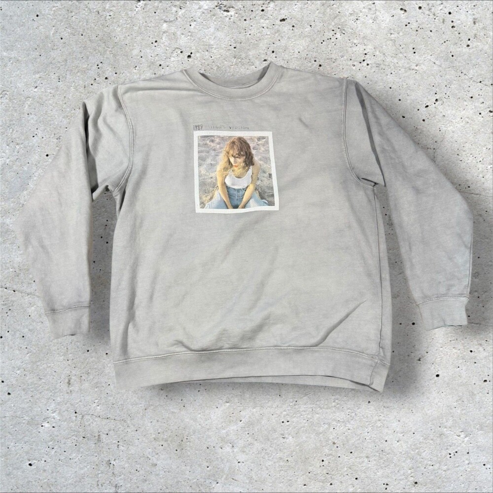 Taylor Swift Official 1989 Taylors Version Crewneck Sweatshirt Seagulls Gray XL
